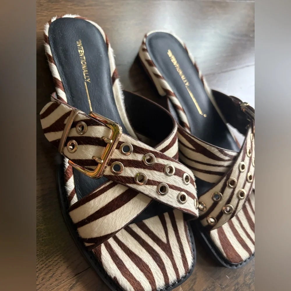 Zebra Sandals - Picture 3 of 3